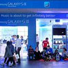Samsung продает смартфоны за 2 доллара