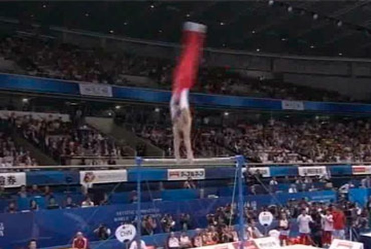 Китай лидирует в мужской спортивной гимнастике