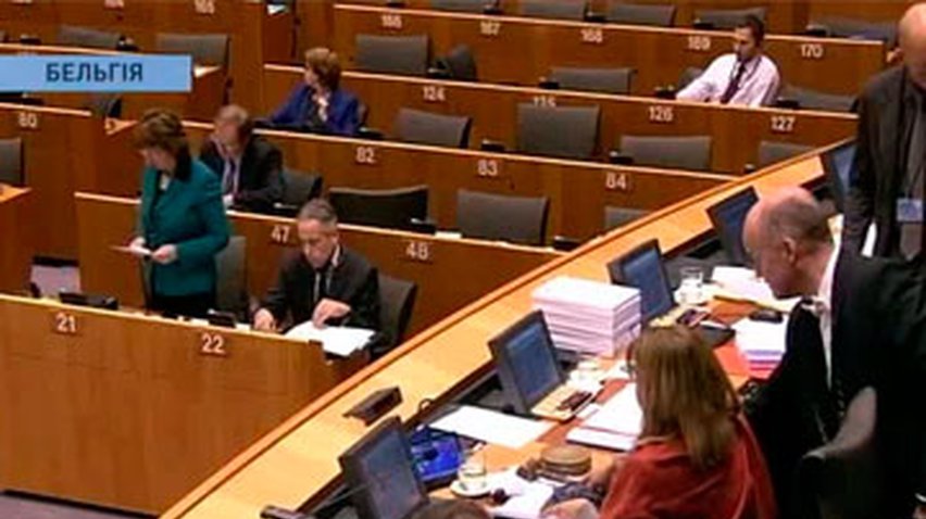 Дебаты по поводу Украины продолжались в Европарламенте до глубокой ночи