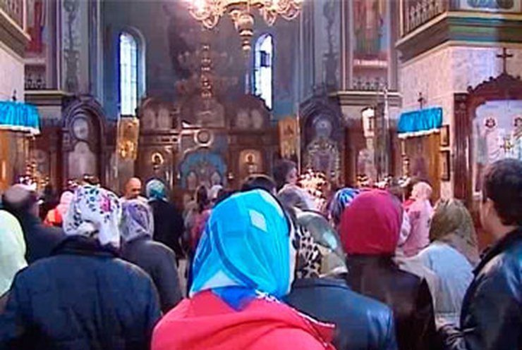 Верующие отмечают сегодня Покров Пресвятой Богородицы
