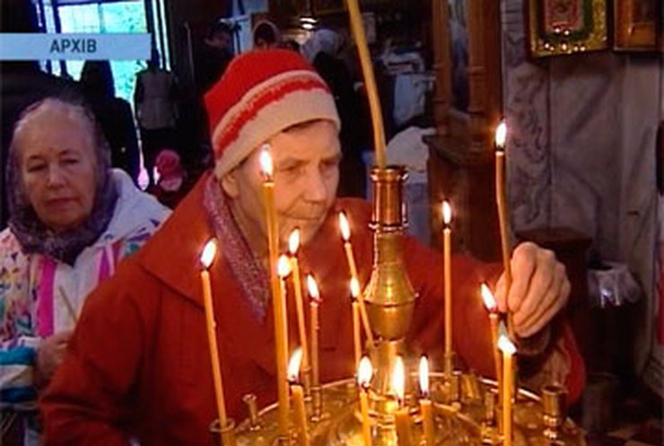 Православные христиане отмечают праздник Покров Пресвятой Богородицы