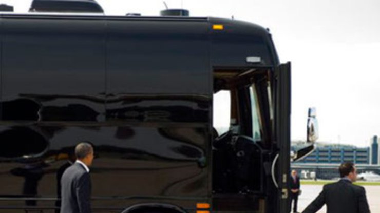 Обама отправляется в деловое путешествие по США на автобусе
