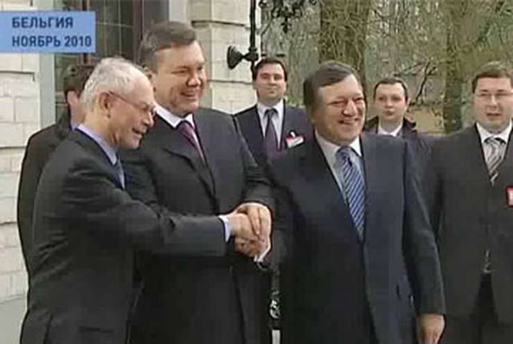 Янукович в Брюссель не едет