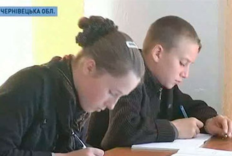 В Черновицкой области начались массовые проверки состояния здоровья школьников