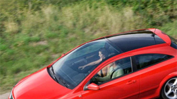 Новый Opel Astra получит панорамное лобовое стекло