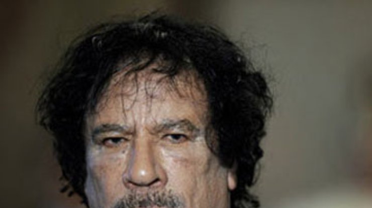 Тело Каддафи выставлено на обозрение в Мисурате