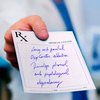 Четверть пациентов умирает от неразборчивого почерка врачей