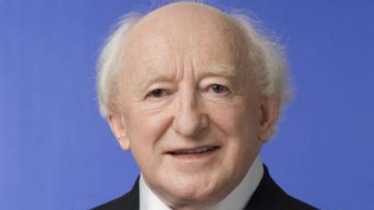 На президентских выборах в Ирландии побеждает 70-летний поэт