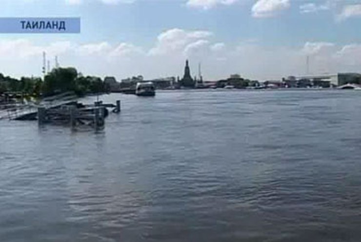 Таиланд продолжает уходить под воду