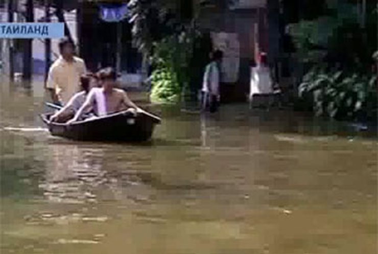Столица Таиланда уходит под воду