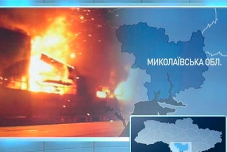 Пожарным удалось погасить огонь на складе "Хлеб Украины"