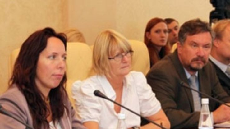 ПАСЕ дает Украине 2-3 месяца на спасение демократии в стране