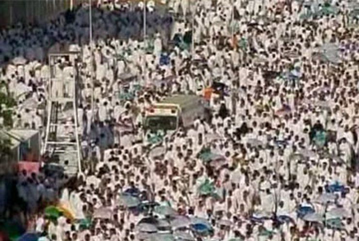 Мусульмане стекаются в Саудовскую Аравию к святым местам