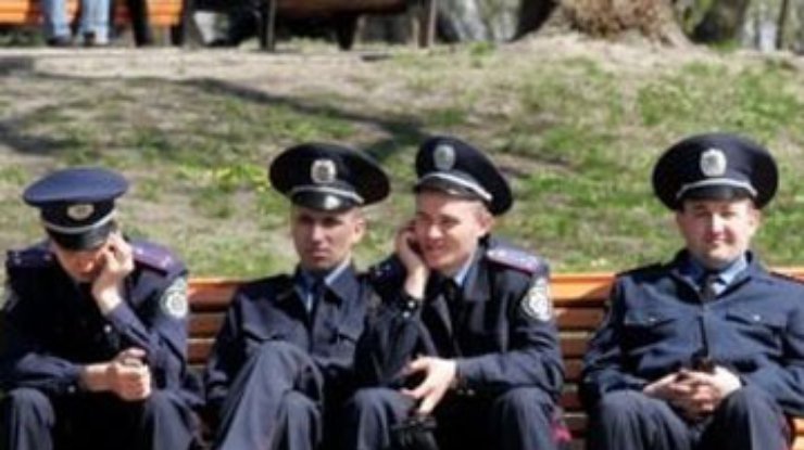 Большинству украинцев не нравится работа милиции