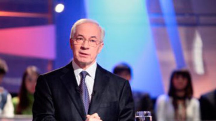Азаров уверен, что Украина проживет следующий год и без денег МВФ