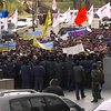 Столичные чернобыльцы пикетируют здание правительства