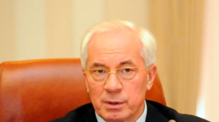 Азаров собирается платить за газ в ноябре уже по новой цене