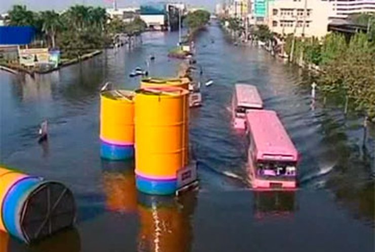 Бангкок страдает от наводнений
