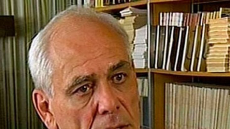 Умер журналист, который первым вел репортажи с места аварии на ЧАЭС