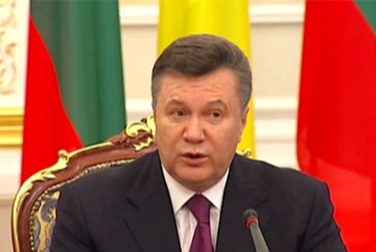 Янукович: В ближайшие дни Тимошенко будет оказана необходимая помощь