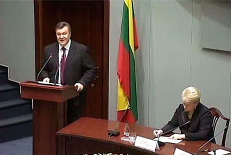 Янукович рассказал об успехах админреформы