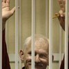 Белорусского оппозиционера приговорили к 4,5 годам тюрьмы за неуплату налогов