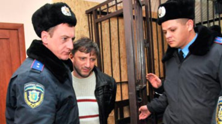 "Доктора Пи" оставили за решеткой