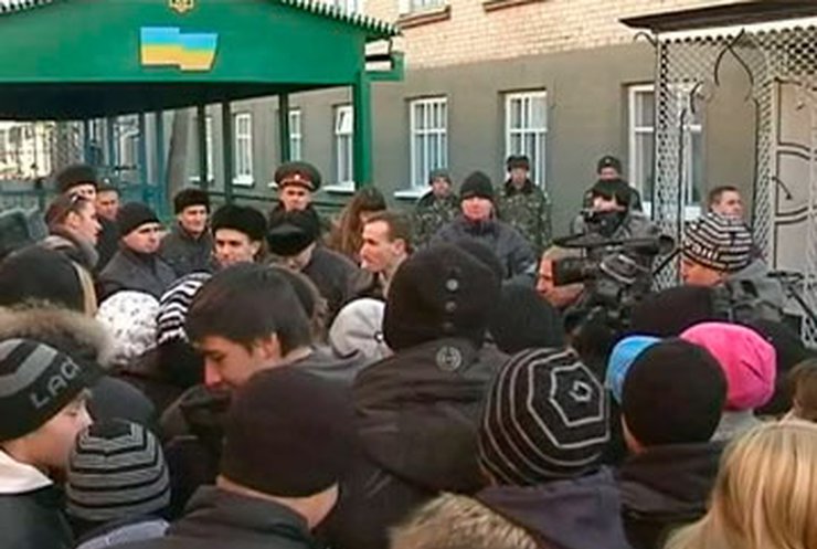 Запорожских школьников привели в тюрьму на экскурсию