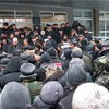 В Донецкую обладминистрацию заблокировали вход