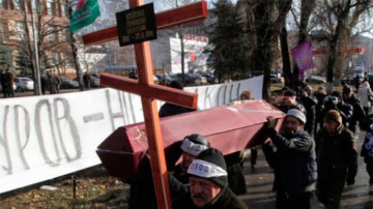 Донецкий митрополит призвал чернобыльцев покаяться