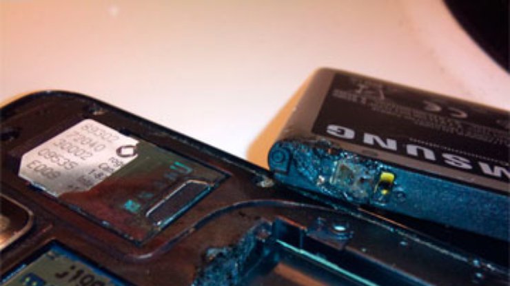 Samsung Galaxy S II Skyrocket взорвался в кармане американца
