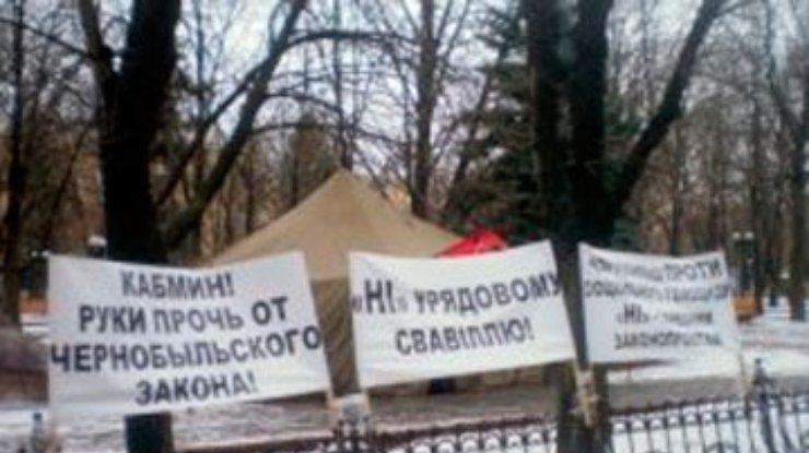 Луганские чернобыльцы рассказали Европе о "беспределе" в Украине