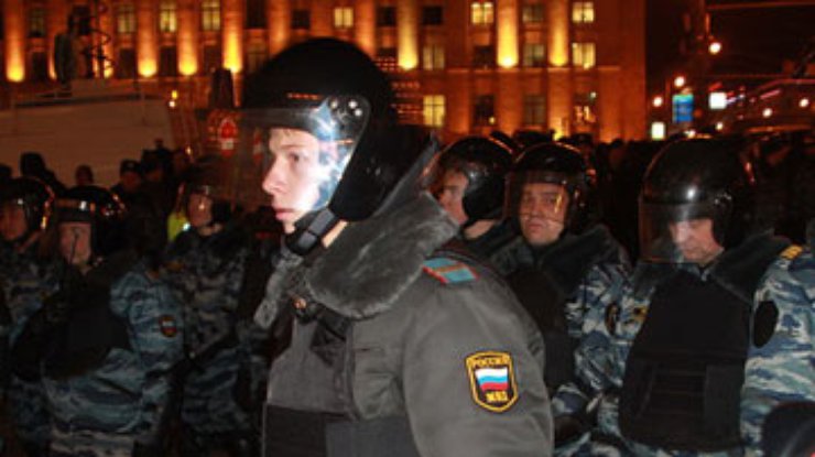 Полиция перекрыла площадь в центре Москвы