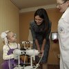 Довгий и Горина подарили детским учреждениям медоборудование