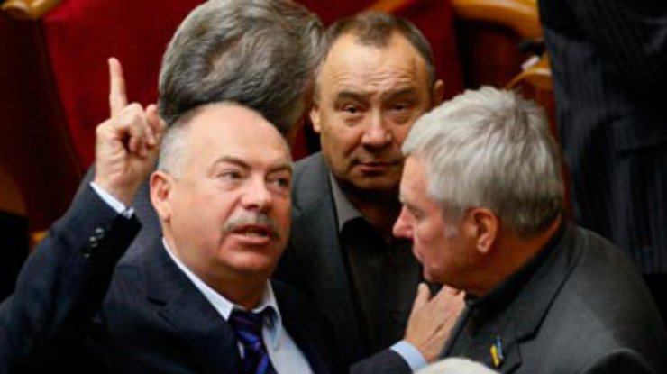 Пискун уверяет, что суд над Тимошенко в камере – это законно