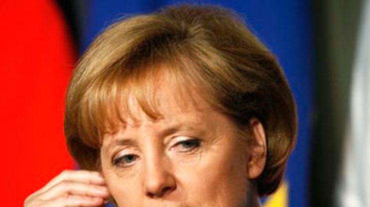Меркель: Мы должны быть сильными для евро