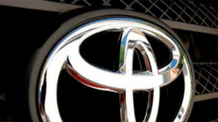 Toyota ожидает 2-кратное уменьшение прибыли