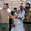 Новая ливийская власть "готова простить" военных Каддафи