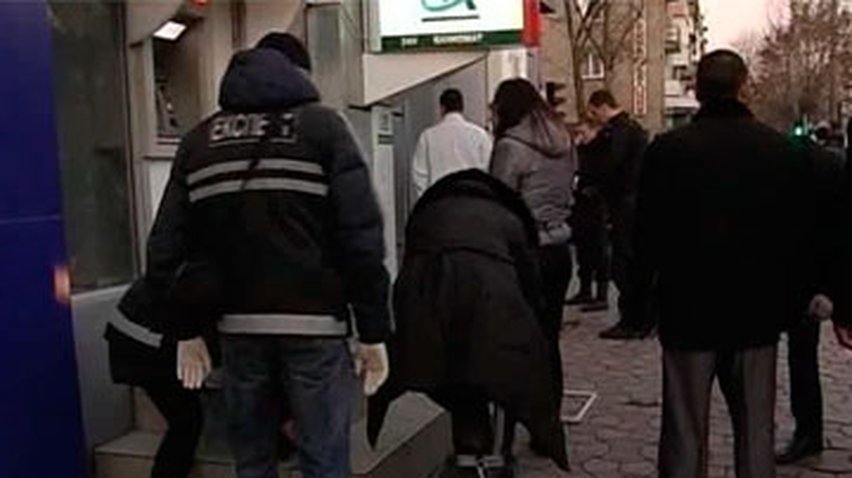 Трое пострадавших от стрельбы в донецком банке находятся в тяжелом состоянии