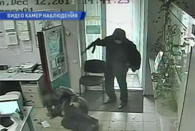 Умер пострадавший во время ограбления банка в Донецке