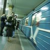 На "Левобережной" под поезд упал человек