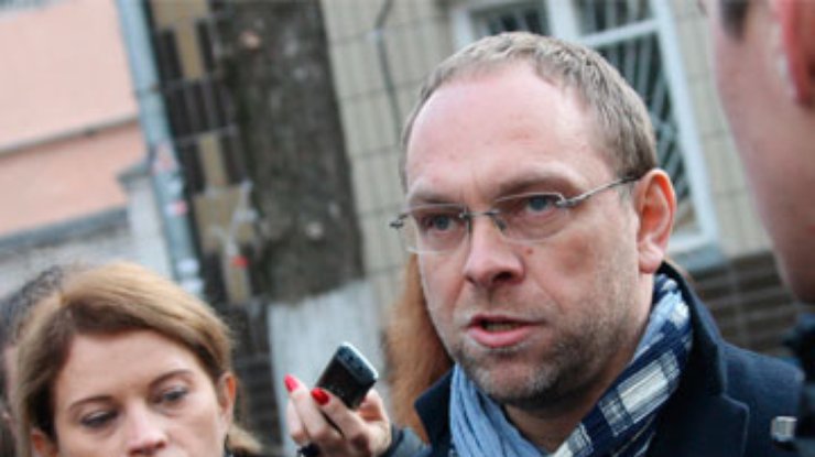 Власенко уверен, что рассмотрение апелляции отменили по заказу сверху