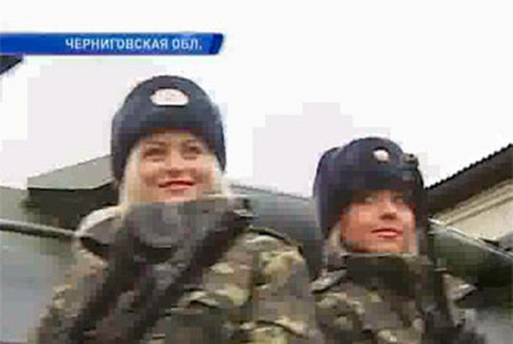 Сегодня в Украине определили "Мисс-вооруженные силы"