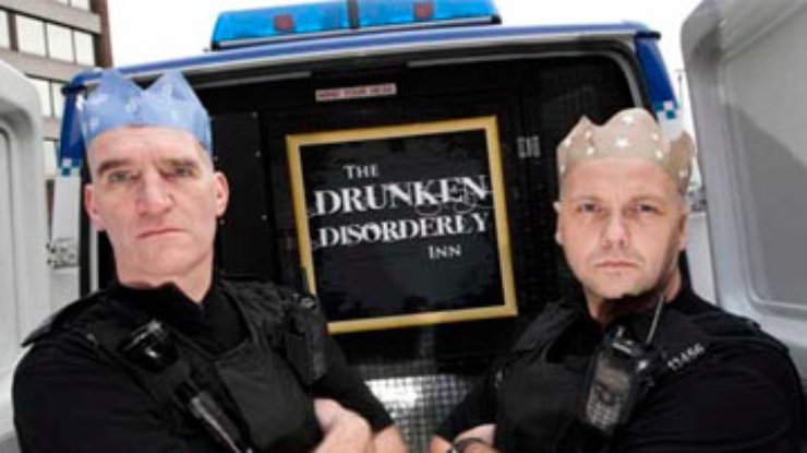 В Британии полиция открыла гостиницу для алкоголиков и дебоширов