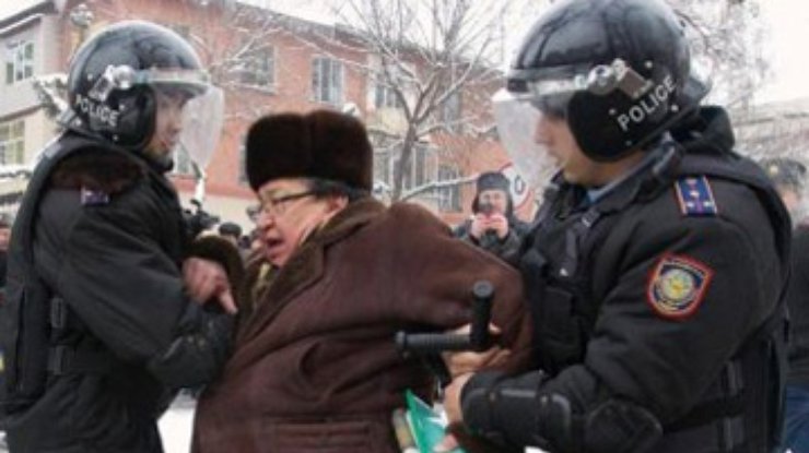 Задержаны подозреваемые в организации беспорядков в Жанаозене