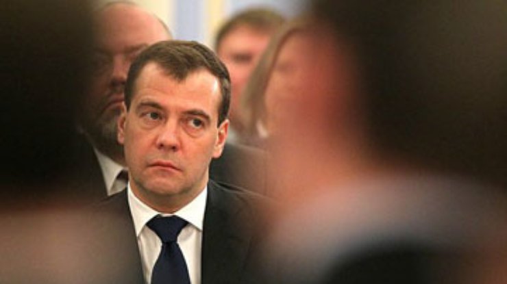 Медведев поддержал идею Путина о выборах губернаторов