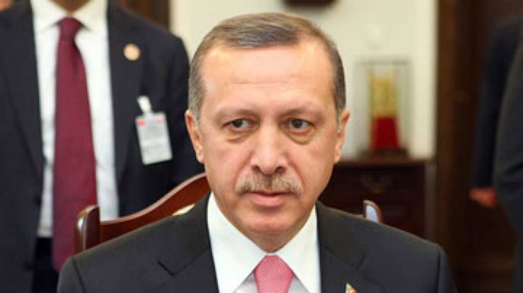 Премьер Турции обвинил Францию в геноциде в Алжире