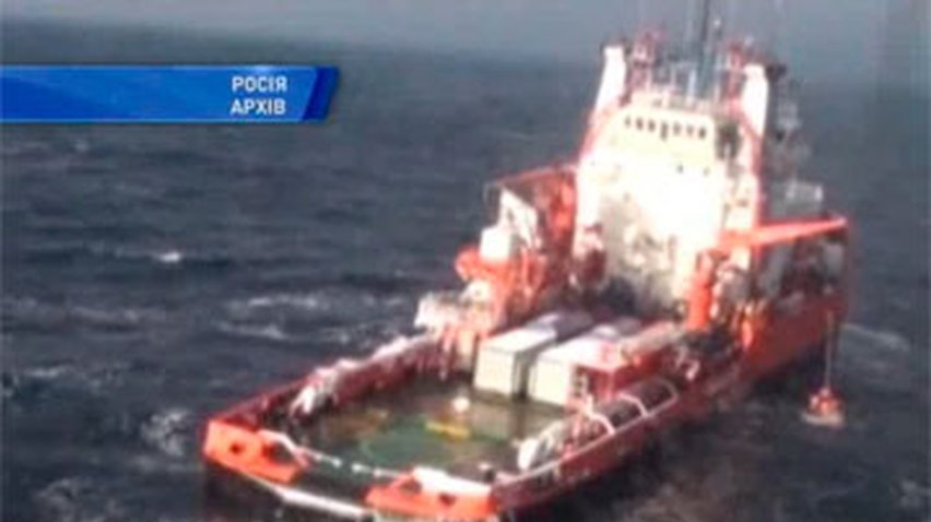 Украинка пропала без вести после аварии на буровой платформе в Охотском море