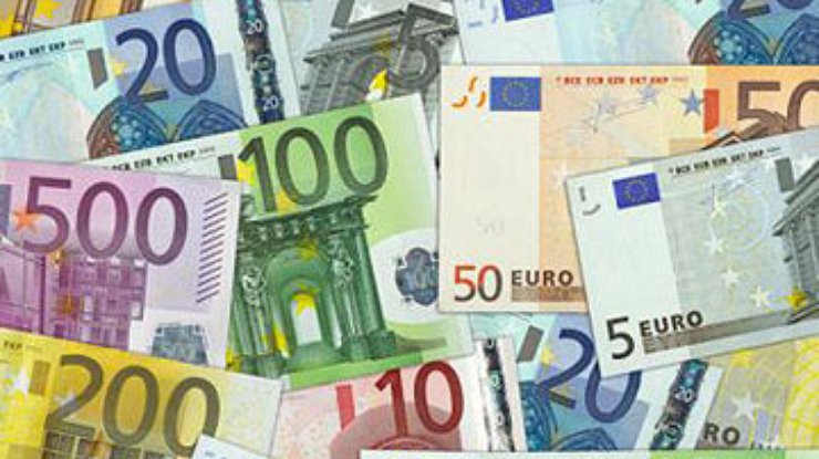 Франция взяла в долг почти 9 миллиардов евро