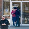 В США преступник заставил бабушку ограбить банк